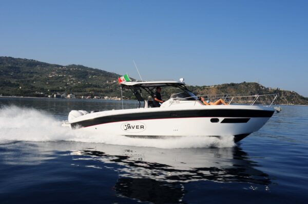 Saver 330 Walkaround Nautic Service Lago Di Garda Dsc 1362